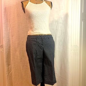 NY &Co black and white knee length shorts